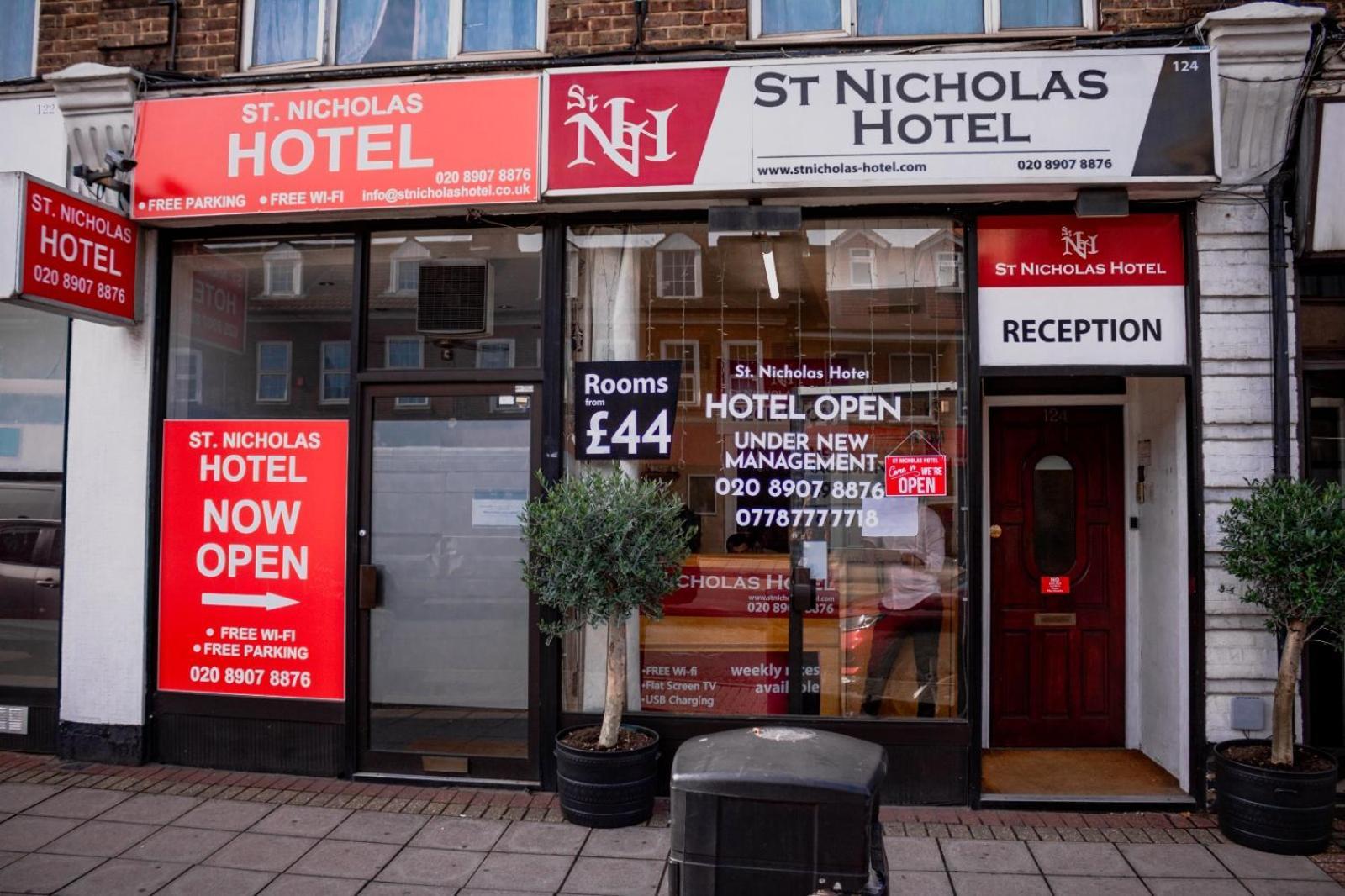 St Nicholas Hotel Harrow Esterno foto